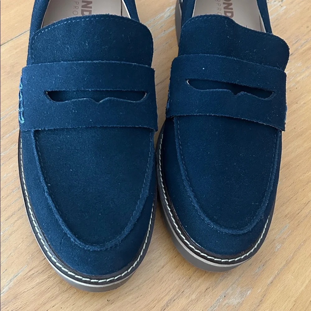 Blondo Women’s Navy Suede Penny Loafer Waterproof Preppy Casual Size 8.5